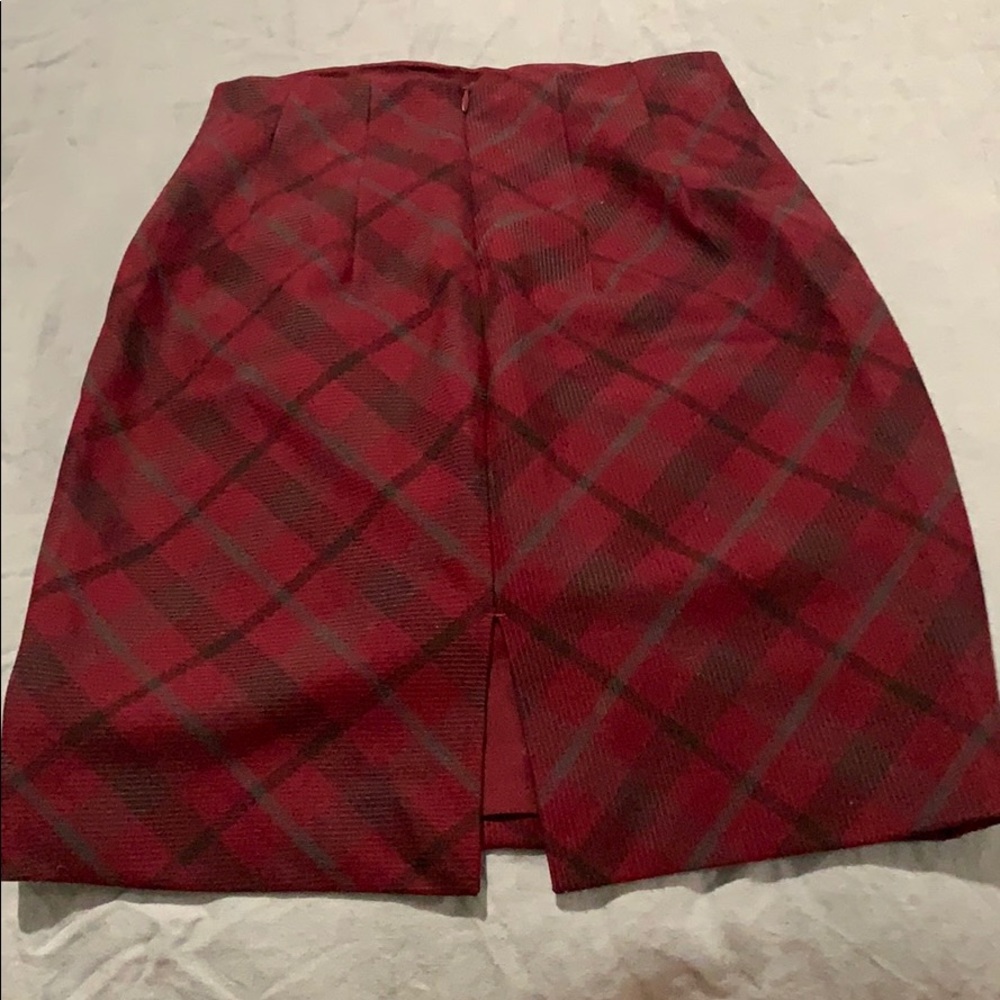 High waisted skirt